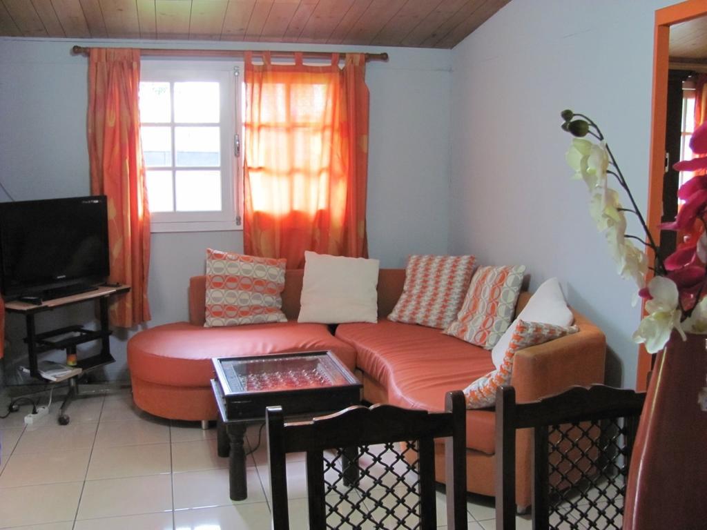Les Bungalows du Mont-Auban Sainte-Clotilde Extérieur photo