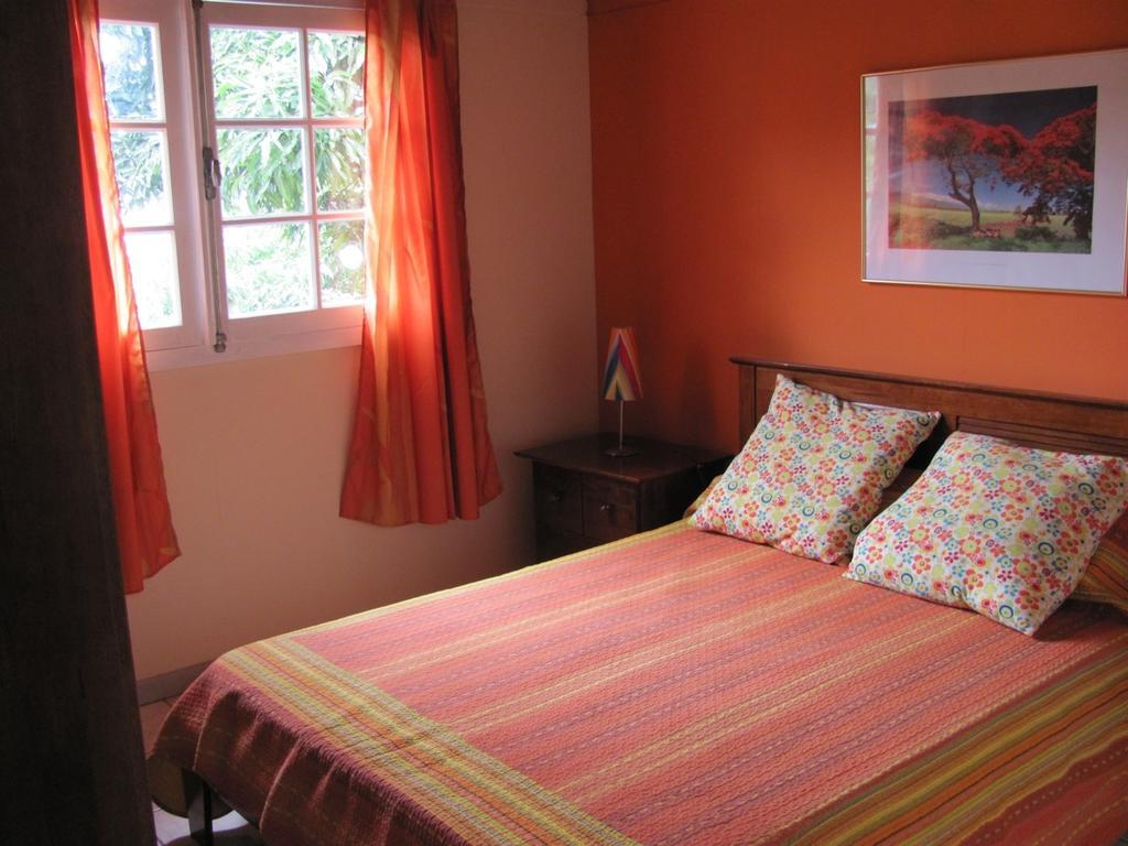 Les Bungalows du Mont-Auban Sainte-Clotilde Extérieur photo