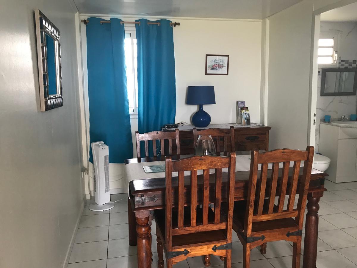 Les Bungalows du Mont-Auban Sainte-Clotilde Extérieur photo